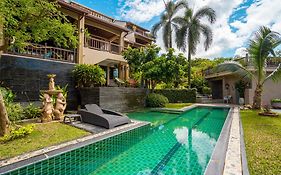 Ocean Pearl Seaview Residence
